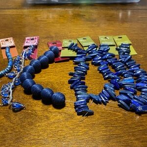 NWT Bead Landing Beads